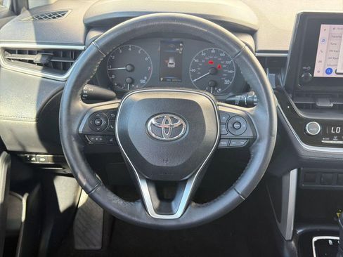 Certified 2023 Toyota Corolla Cross LE w/ Moonroof Package image 16
