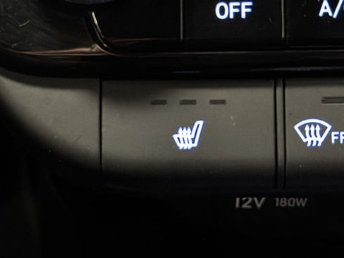 Used 2023 Hyundai Elantra SEL w/ Convenience Package FWD image 32