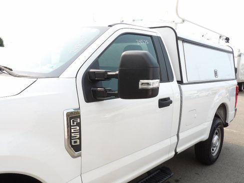 Used 2022 Ford F250 XL w/ Power Equipment Group RWD image 35