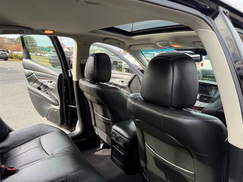 Used 2011 INFINITI M37 x w/ Premium Pkg image 18