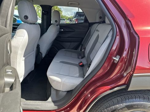 Used 2025 Chevrolet TrailBlazer LT w/ Convenience Package FWD image 26