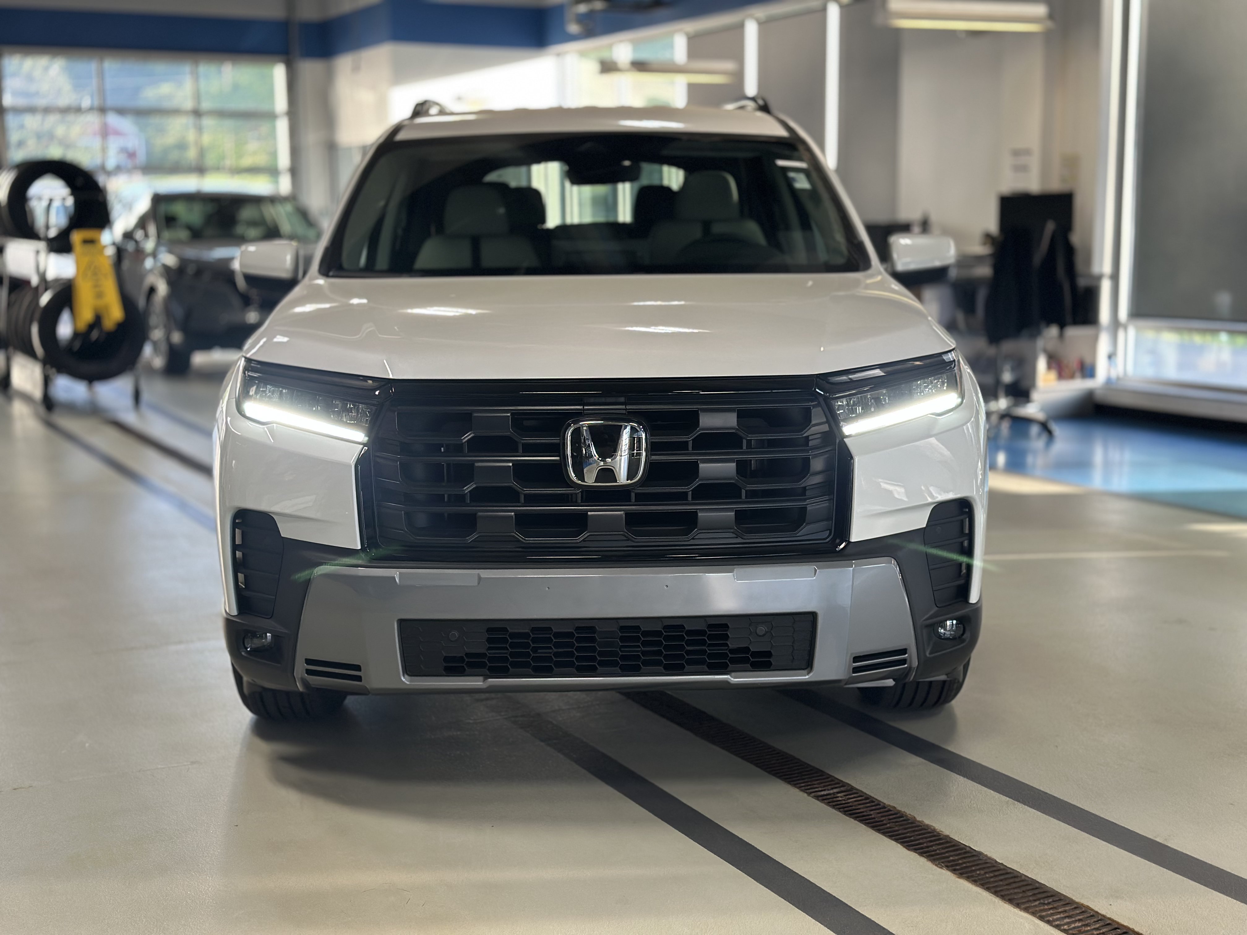 New 2026 Honda Pilot EX-L image 2