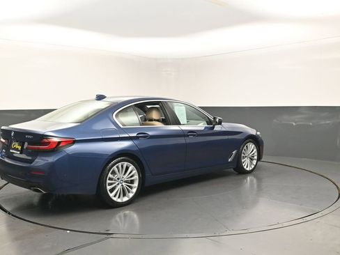 Used 2023 BMW 530i xDrive w/ Convenience Package image 10