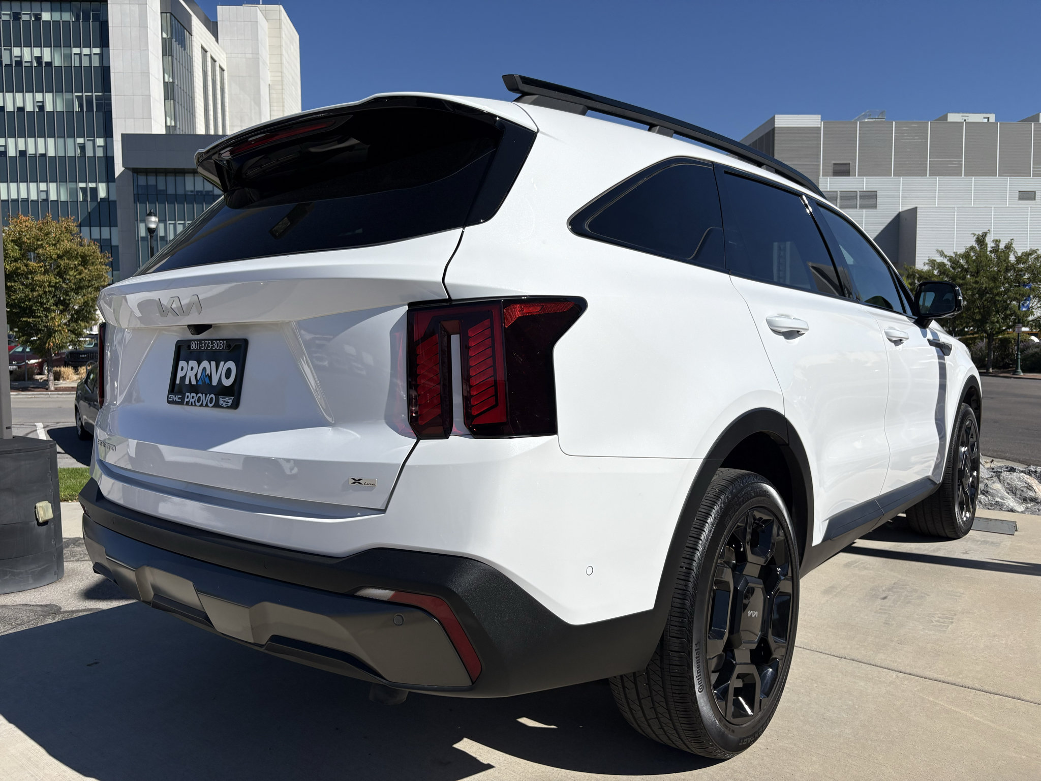 Used 2024 Kia Sorento SX AWD/4WD image 4