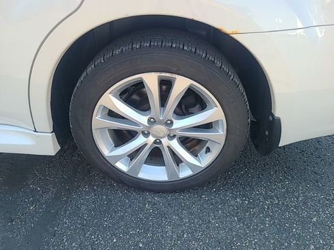 Used 2014 Subaru Legacy 2.5i Premium AWD/4WD image 9