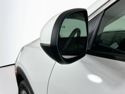 Used 2025 Buick Encore GX Preferred image 16