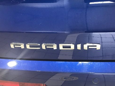 Used 2023 GMC Acadia Denali w/ Denali Ultimate Package AWD/4WD image 34