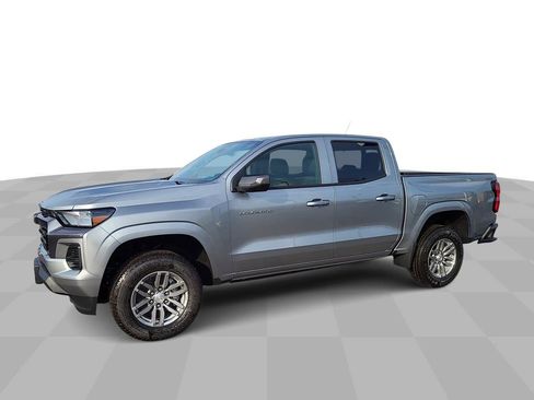 New 2025 Chevrolet Colorado LT RWD image 4