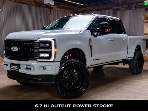 Used 2026 Ford F350 Platinum w/ Platinum Plus Package AWD/4WD image 5