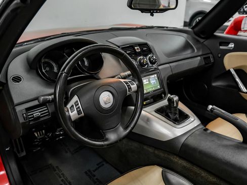 Used 2009 Saturn Sky Red Line RWD image 3