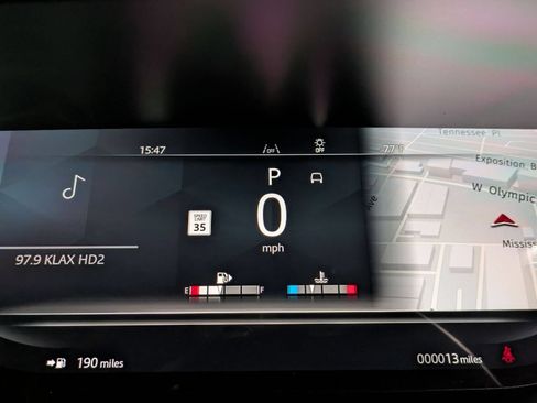 New 2026 Land Rover Range Rover Sport Dynamic SE AWD/4WD image 18