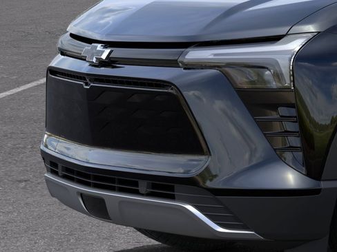 New 2025 Chevrolet Blazer EV LT AWD/4WD image 38