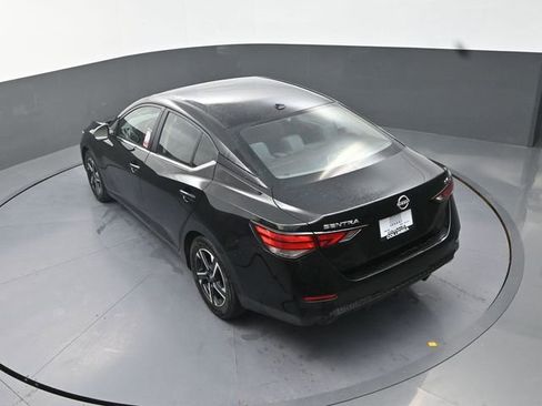 Used 2024 Nissan Sentra SV FWD image 15