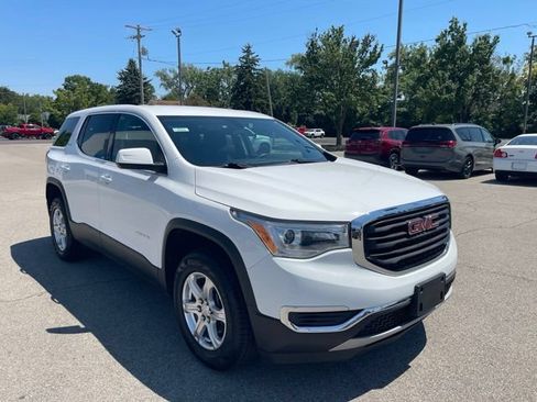 Used 2019 GMC Acadia SLE w/ LPO, Floor Liner Package FWD image 12
