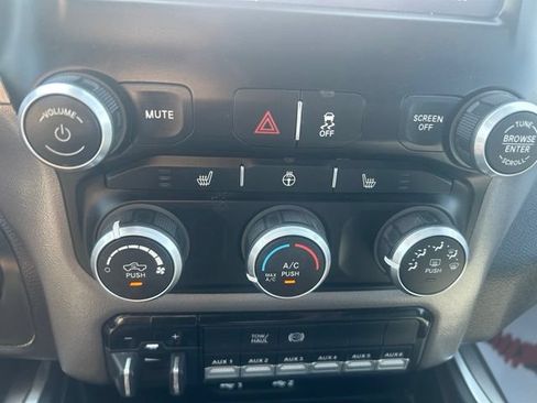Used 2024 RAM 2500 Big Horn AWD/4WD image 29