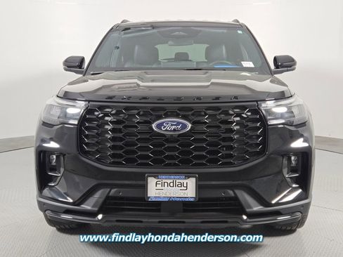 Used 2025 Ford Explorer ST-Line RWD image 8
