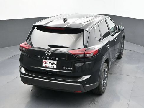 Used 2024 Nissan Rogue SV AWD/4WD image 35