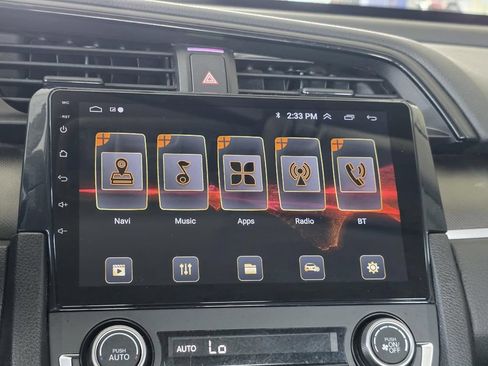 Used 2020 Honda Civic LX image 10