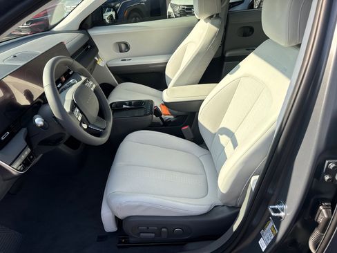 New 2026 Hyundai Ioniq 5 Limited image 9