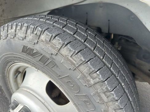 Used 2016 Chevrolet Express 3500 image 5