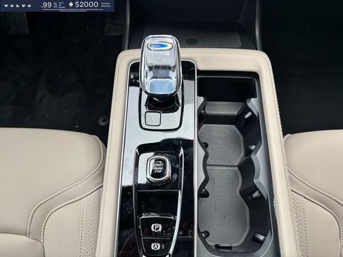 New 2026 Volvo XC90 B6 Plus w/ Protection Package Premier image 13