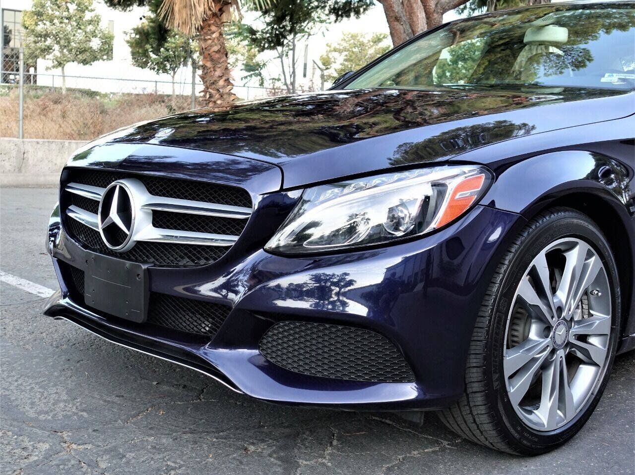 Used 2015 Mercedes-Benz C 300 Sedan image 11