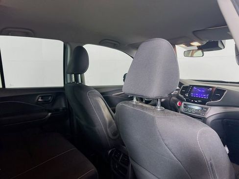 Used 2021 Honda Ridgeline Sport image 9