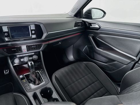 Used 2019 Volkswagen Jetta GLI FWD image 22