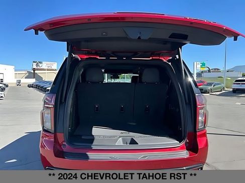 Used 2024 Chevrolet Tahoe RST w/ Luxury Package AWD/4WD image 17