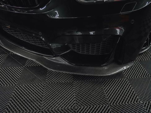 Used 2016 BMW M4 Convertible image 4