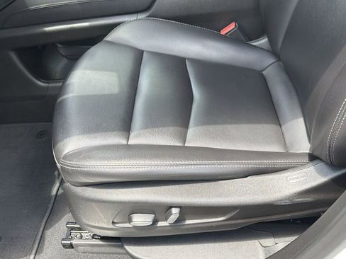 Certified 2022 Cadillac XT5 Luxury FWD image 19