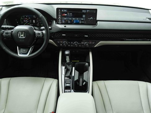 Used 2025 Honda Accord Touring image 26
