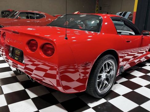 Used 2003 Chevrolet Corvette Z06 w/ Memory Package, 3 Drivers RWD image 15