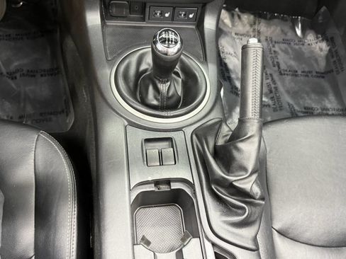 Used 2012 MAZDA MX-5 Miata Grand Touring w/ Premium Pkg RWD image 28