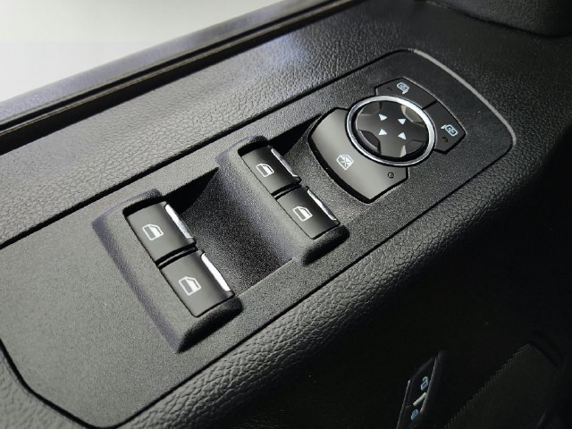 Used 2019 Ford F150 XLT w/ Equipment Group 302A Luxury AWD/4WD image 15