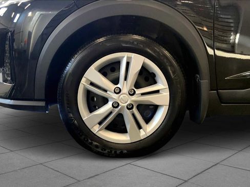 Used 2024 Nissan Kicks S image 10