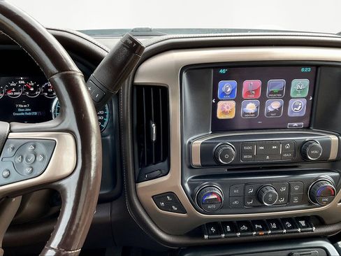 Used 2017 GMC Sierra 3500 Denali w/ Duramax Plus Package image 11