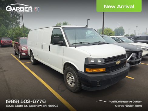 Used 2020 Chevrolet Express 2500 Extended w/ Enhanced Convenience Package RWD image 1