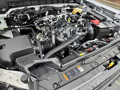 New 2025 Ford Bronco Big Bend w/ Black Diamond Package image 18