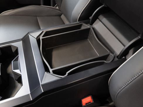 Used 2024 Tesla Cybertruck AWD Crew Cab image 19