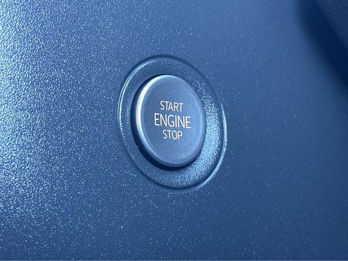 Used 2021 Volkswagen ID.4 Pro S w/ ID.4 Protection Package image 24