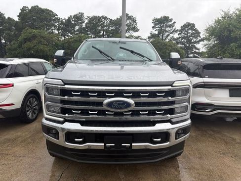 Used 2024 Ford F250 Lariat w/ Lariat Ultimate Package AWD/4WD image 2
