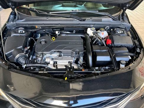 Used 2025 Chevrolet Malibu LT image 27