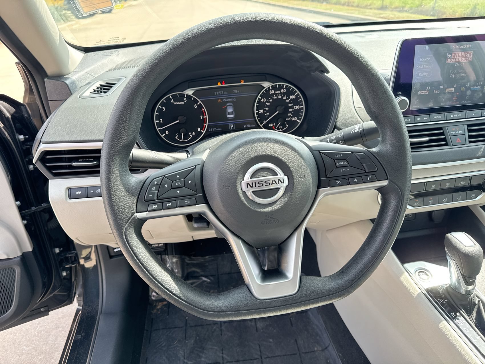 Used 2022 Nissan Altima 2.5 SV FWD image 14