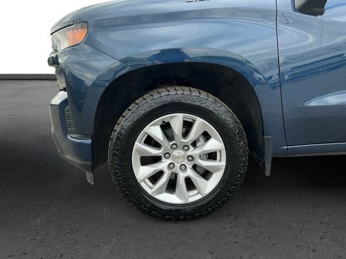 Used 2022 Chevrolet Silverado 1500 Custom w/ Safety Confidence Package image 13