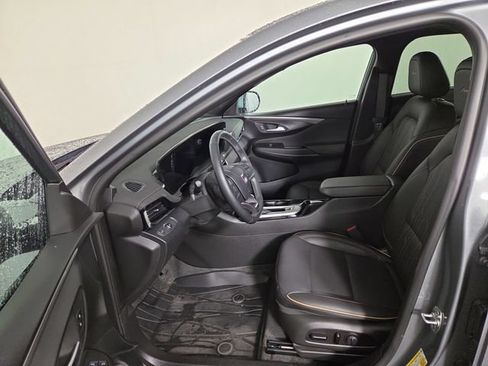 Used 2025 Buick Envista Avenir FWD image 13