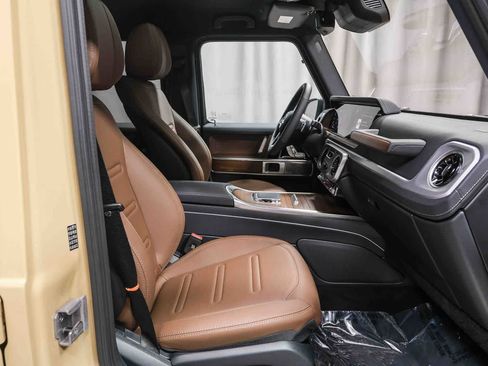 Used 2026 Mercedes-Benz G 550 w/ G Professional Package image 22