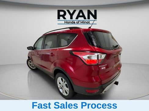 Used 2018 Ford Escape SE w/ SE Sync 3 Package image 8