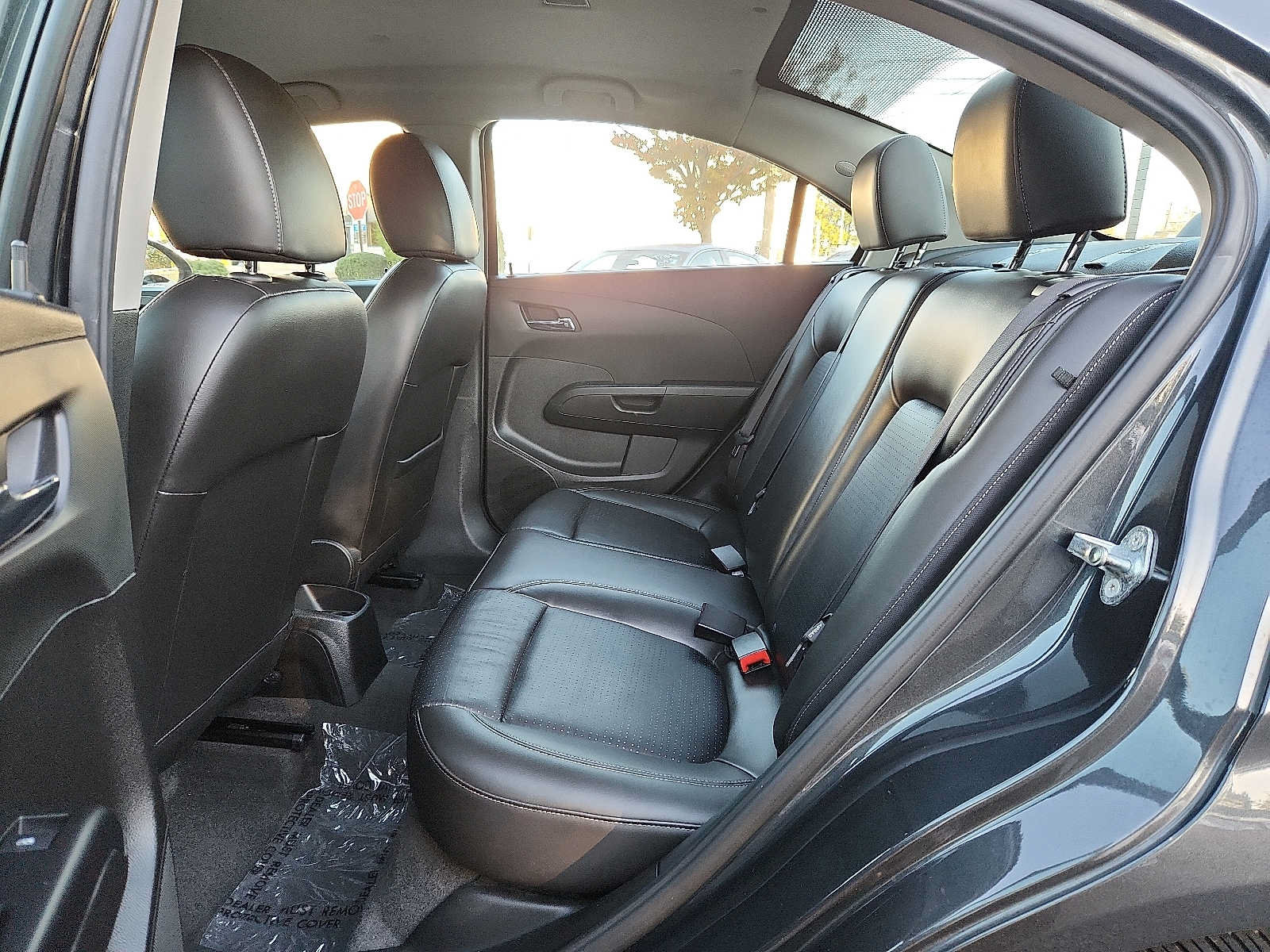 Used 2018 Chevrolet Sonic Premier FWD image 10