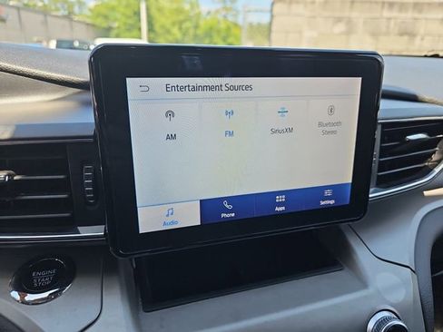 Used 2023 Ford Explorer XLT w/ Equipment Group 202A RWD image 16